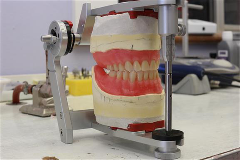 My Denture Clinic - Gold Coast Dentists 4