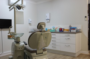 Just Dentures - Gold Coast Dentists 7