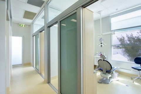 Nagrani Dr Tarun'Specialist Prosthodontist - Gold Coast Dentists 3