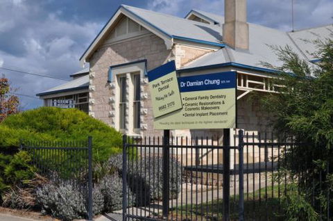 Park Terrace Dental - Dr Damian Chung - Port Lincoln - Gold Coast Dentists 1