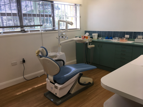 Kingscliff Denture Clinic - Gold Coast Dentists 0