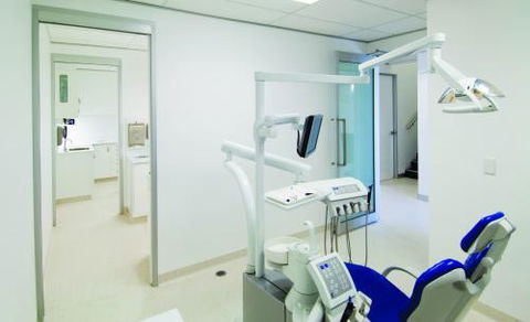 Distinctive Dental Care - Gold Coast Dentists 3